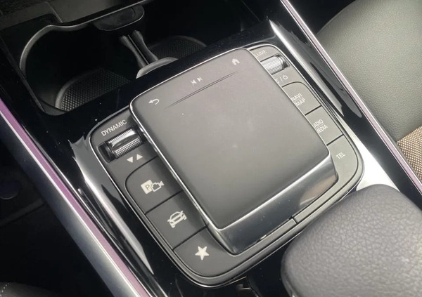 Mercedes-Benz EQB cena 249900 przebieg: 7000, rok produkcji 2023 z Wrocław małe 254